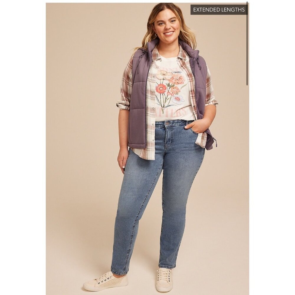 NWT m jeans by‎ maurices™ Classic Mid Rise Slim Straight Jean Size 18 Short